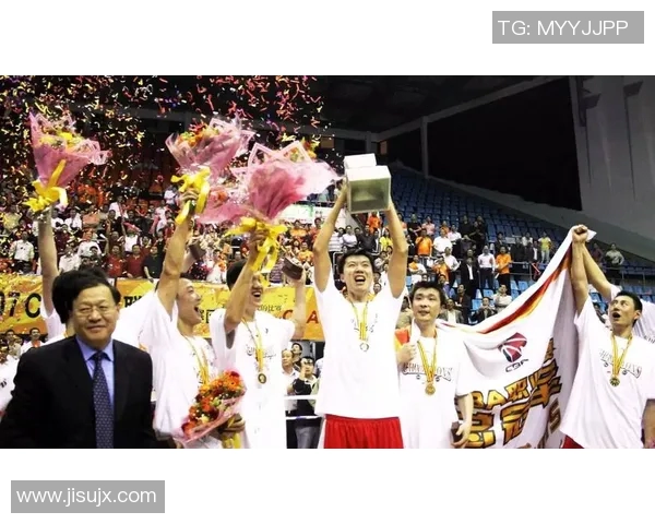 任骏飞的篮球之路：从青涩少年到CBA明星球员的成长故事